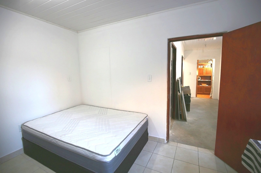 11 Bedroom Property for Sale in Ravensmead Western Cape